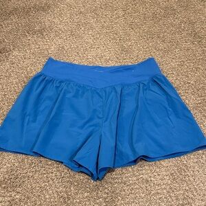 Maurice’s size Large shorts